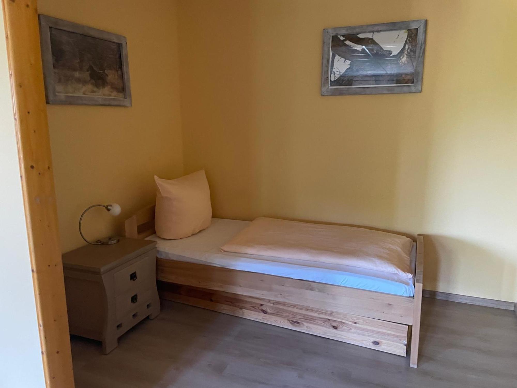 Hotel Rabenstein Raben Steinfeld Εξωτερικό φωτογραφία